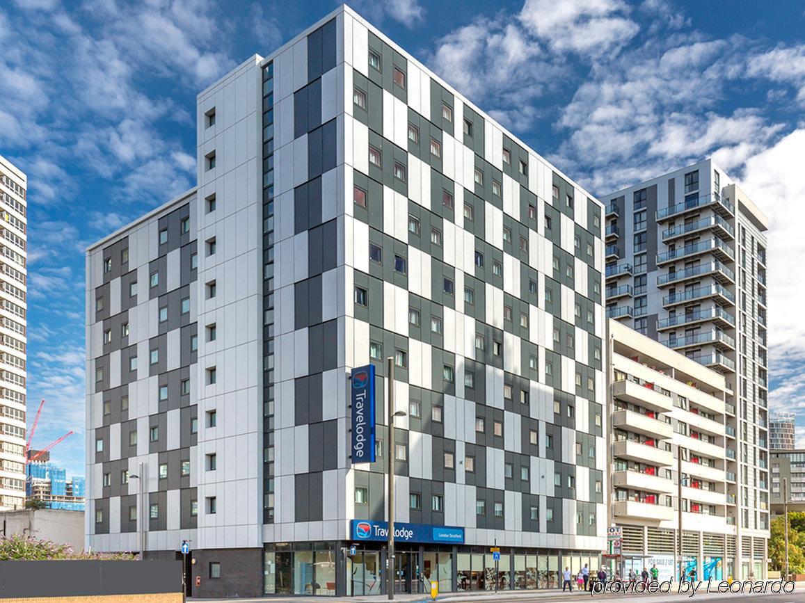 Travelodge London Stratford Hotel Экстерьер фото